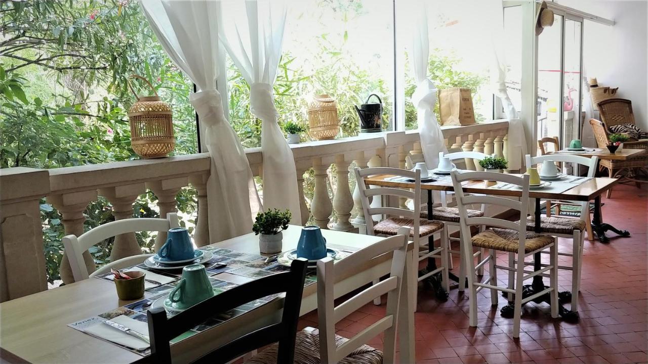 Hotel Le Victoria Draguignan Exterior photo